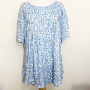 Fantaslook Tucked Yoke Short Sleeve Cheerful Floral Knit Women's Top 3X
